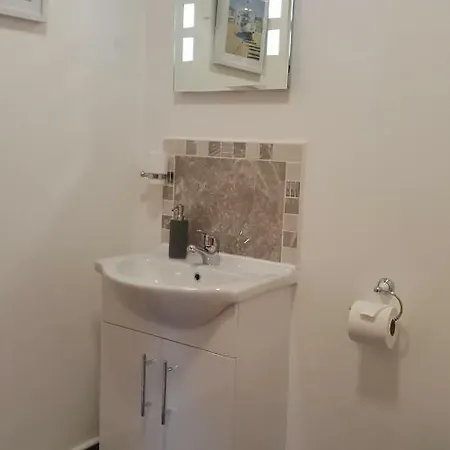 Sea Breeze 아파트