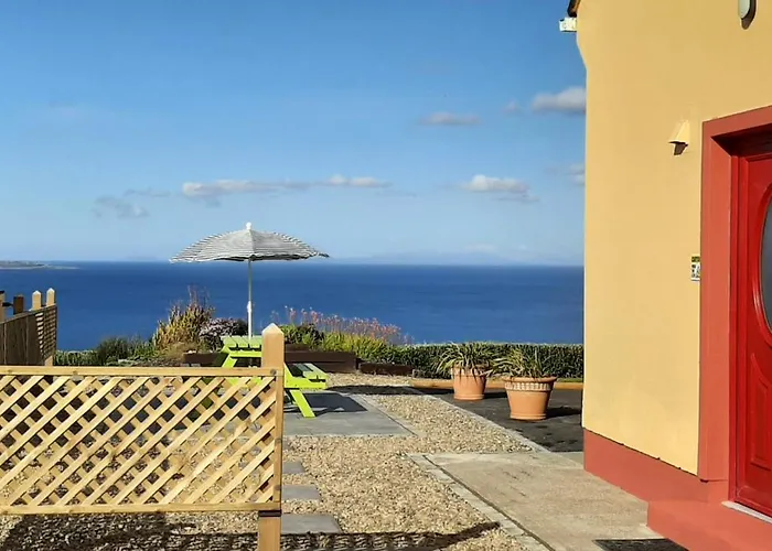 Sea Breeze Apartment *